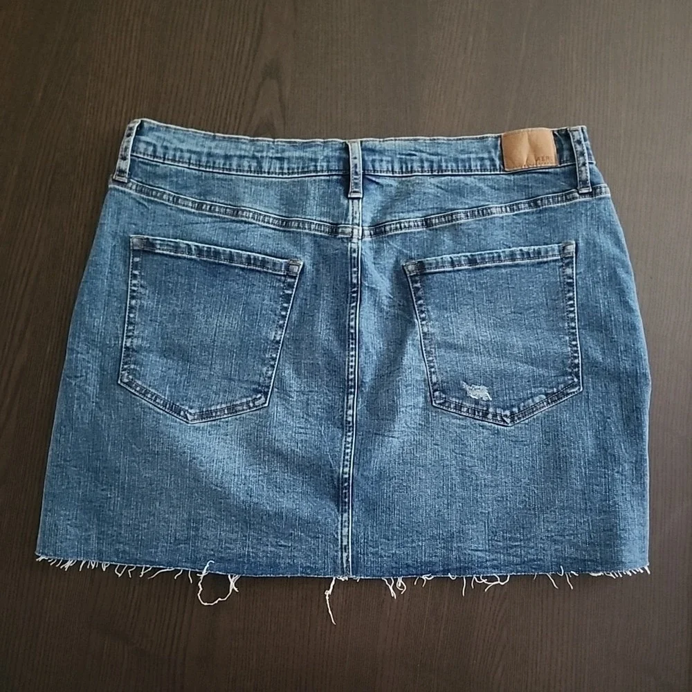 Aeropostale Aero Women High Rise Mini Skirt Size 16 Denim Jean Cut Off Skirt EUC